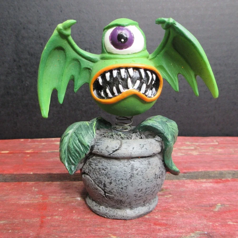Vintage Green Eyeball Monster Plant Pot Bobble Head Spring Action Figure Toy